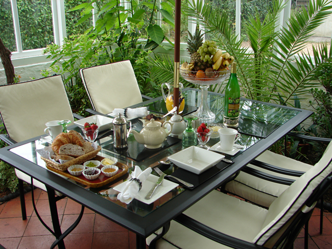 conservatory breakfast